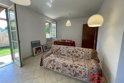 Villa a Massa, Massa and Carrara, Massa - € 1.200/mes | Ref: TZN 86 - foto 5