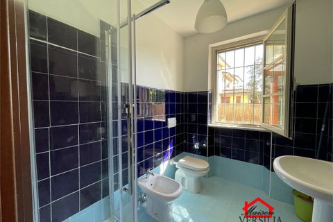 Villa a Massa, Massa and Carrara, Massa - € 1.200/mes | Ref: TZN 86 - foto 11