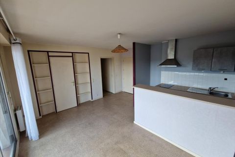 Apartament a Riom, Puy-de-Dome, Riom - € 500/mes | Ref: VBPRAGHERI - foto 2