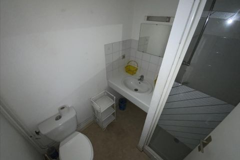 Estudi a Riom, Puy-de-Dome, Riom - € 385/mes | Ref: VBCROIZIER - foto 3
