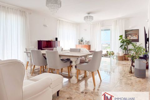 Lejlighed i Ispra, Varese, Ispra - € 275.000 | Ref: LM 1829 - foto 10
