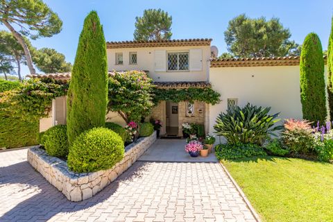 Villa i Antibes, Alpes-Maritimes, Antibes - € 3.200.000 | Ref: HH-16213326 - foto 14