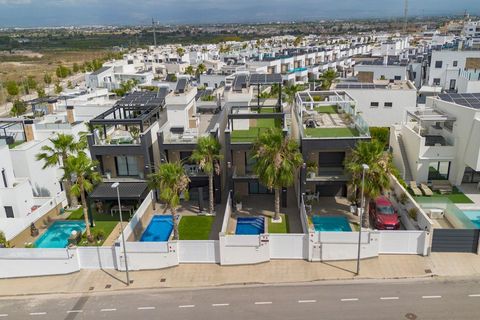 Villa en Benijofar, Alicante, Benijofar - € 599.500 | Ref: MLSC812147/13477 - photo 36