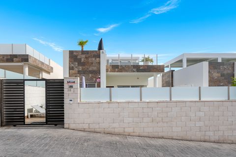 Villa i Orihuela Costa, Alicante, Orihuela Costa - € 592.000 | Ref: YMS66809E - foto 7