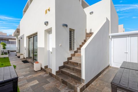 Villa i Orihuela Costa, Alicante, Orihuela Costa - € 592.000 | Ref: YMS66809E - foto 8