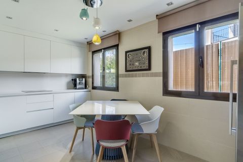 Byhus i Estepona, Malaga, Estepona - € 875.000 | Ref: CDS5352838-FO - foto 9
