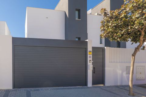 Villa a Estepona, Malaga, Estepona - € 900.000 | Ref: CDS5413222-FO - foto 2