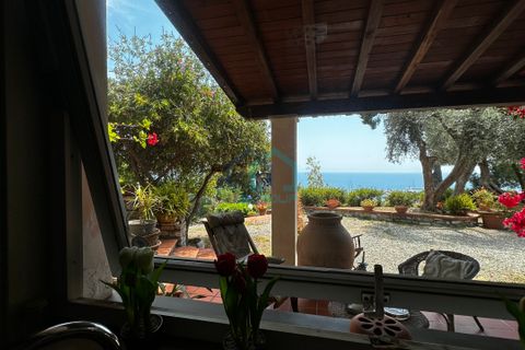 Villa en Imperia, Imperia, Imperia - € 800.000 | Ref: 16853341 - photo 12