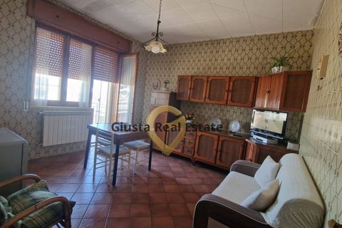 Villa a Mesagne, Brindisi, Mesagne - € 99.000 | Ref: 9090-91647 - foto 13