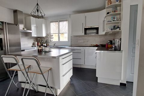 Estudi a Compiègne, Oise, Compiègne - € 400/mes | Ref: 882565 - foto 2
