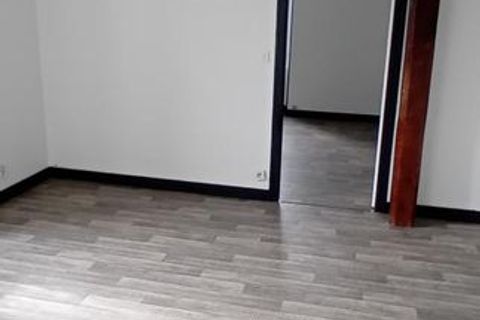 Apartment in Chalus, Haute-Vienne, Chalus - € 437/month | Ref: 422296 - photo 3