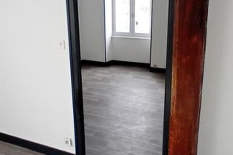 Apartment in Chalus, Haute-Vienne, Chalus - € 437/month | Ref: 422296 - photo 5