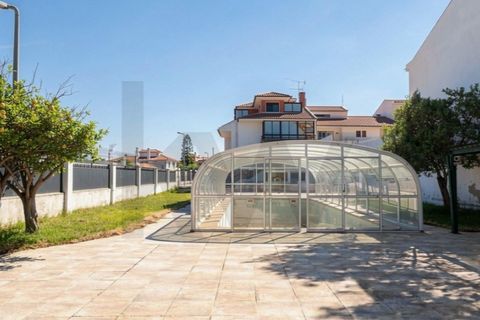 Villa i Carcavelos, Lisbon, Carcavelos - € 1.995.000 | Ref: KWPT-032172 - foto 3