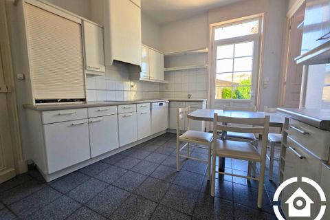 Villa i Cognac, Charente, Cognac - € 399.500 | Ref: getkey_u_535821722 - foto 6