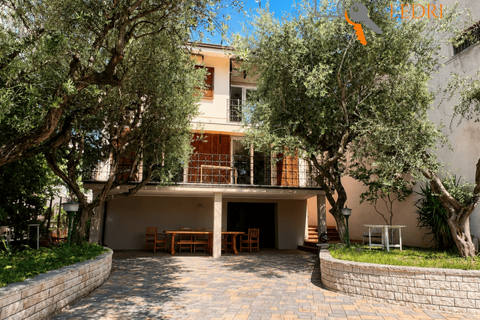 Villa i Bardolino, Verona, Bardolino - € 1.680.000 | Ref: LL246 - foto 2