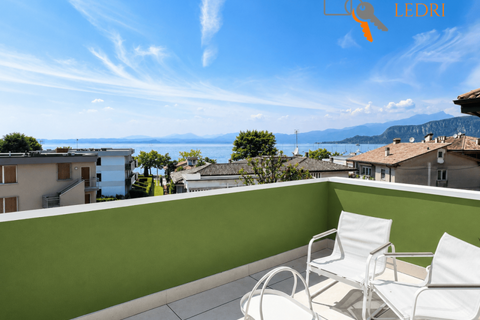 Villa i Bardolino, Verona, Bardolino - € 1.680.000 | Ref: LL246 - foto 4