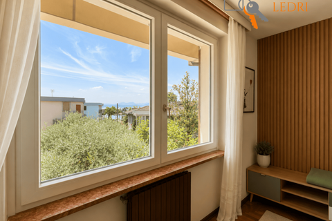 Villa i Bardolino, Verona, Bardolino - € 1.680.000 | Ref: LL246 - foto 16