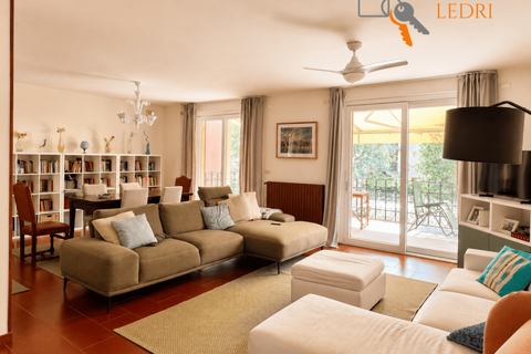 Villa i Bardolino, Verona, Bardolino - € 1.680.000 | Ref: LL246 - foto 21