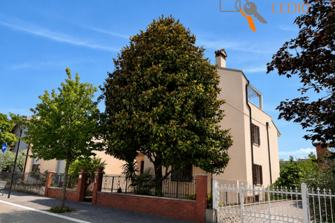 Villa i Bardolino, Verona, Bardolino - € 1.680.000 | Ref: LL246 - foto 35