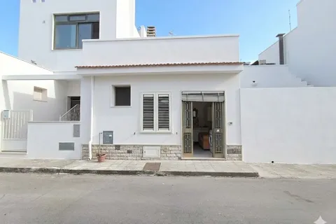 Villa en Melendugno, Lecce, Melendugno - € 60.000 | Ref: 60melendugno - photo 2