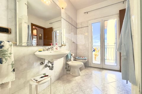 Villa i Sanremo, Imperia, Sanremo - € 320.000 | Ref: V11 - foto 24