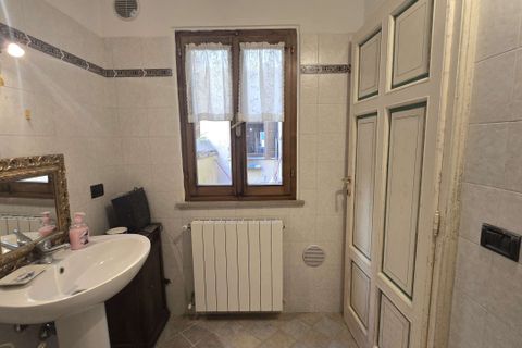 Villa i Volterra, Pisa, Volterra - € 140.000 | Ref: A-329-1370876 - foto 9