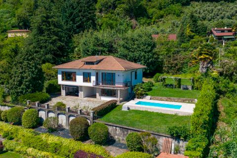 Villa i Lesa, Novara, Lesa - € 1.290.000 | Ref: W-0496BY-1371146 - foto 2