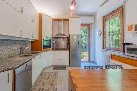 Villa i Lesa, Novara, Lesa - € 1.290.000 | Ref: W-0496BY-1371146 - foto 14