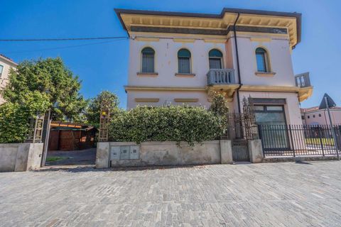 Villa i Venice, Venice, Venice - € 890.000 | Ref: R07237VEVI-1371271 - foto 2