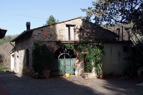 Farm hus i Rufina, Florence, Rufina - € 925.000 | Ref: A6273RC2190155A-1372032 - foto 1