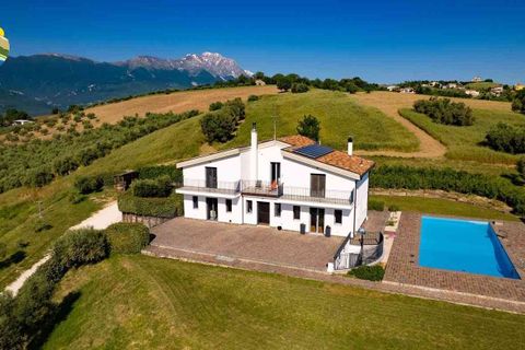 Villa i Penne, Pescara, Penne - € 540.000 | Ref: EL1167-1372626 - foto 2