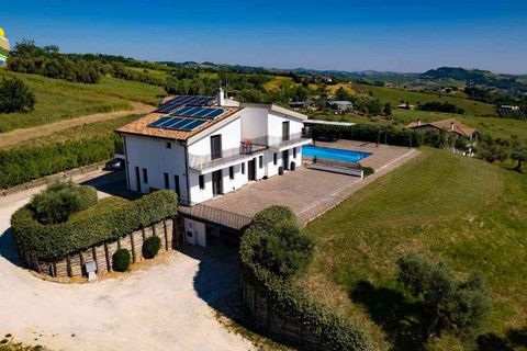 Villa i Penne, Pescara, Penne - € 540.000 | Ref: EL1167-1372626 - foto 9
