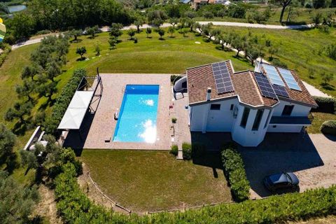 Villa i Penne, Pescara, Penne - € 540.000 | Ref: EL1167-1372626 - foto 22