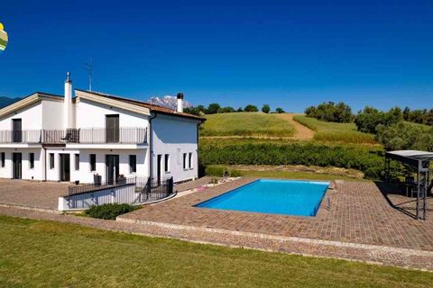 Villa i Penne, Pescara, Penne - € 540.000 | Ref: EL1167-1372626 - foto 23