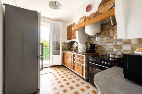 Lejlighed i Marseille, Bouches-du-Rhone, Marseille - € 155.000 | Ref: __12069CH138 - foto 2
