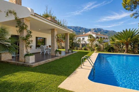 Villa i Denia, Alicante, Denia - € 1.190.000 | Ref: 18-83110 - foto 3