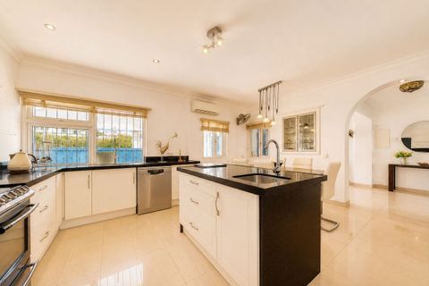 Villa i Manilva, Malaga, Manilva - € 1.100.000 | Ref: R5395921 - foto 10