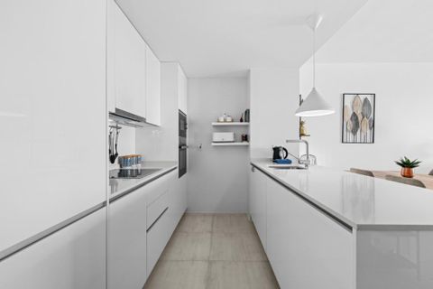 Lejlighed i Estepona, Malaga, Estepona - € 495.000 | Ref: PD311196 - foto 8