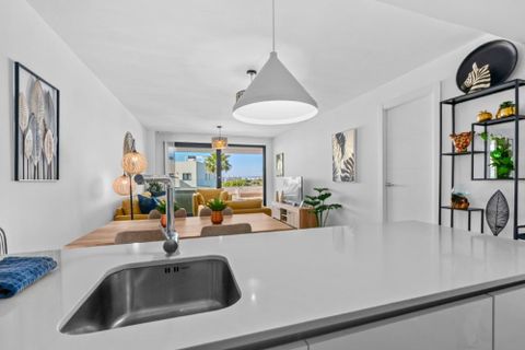 Lejlighed i Estepona, Malaga, Estepona - € 495.000 | Ref: PD311196 - foto 9