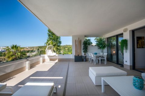 Lejlighed i Estepona, Malaga, Estepona - € 495.000 | Ref: PD311196 - foto 14