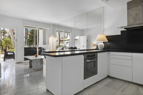 Lejlighed i Marbella, Malaga, Marbella - € 650.000 | Ref: R5422429 - foto 8