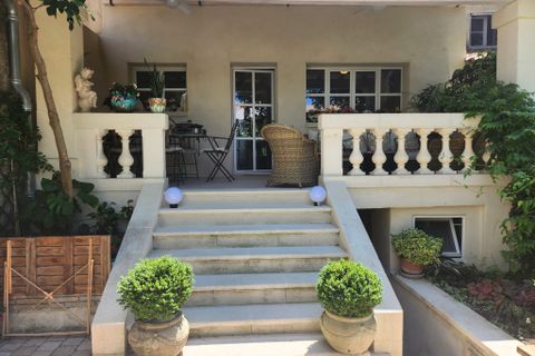 Villa i Uzes, Gard, Uzes - € 1.260.000 | Ref: HH-16213404 - foto 10