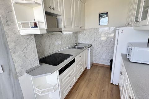 Apartament a Marbella, Malaga, Marbella - € 1.600/mes | Ref: R5422528 - foto 8