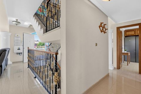 Villa i La Zenia, Alicante, La Zenia - € 839.000 | Ref: 200-4859 - foto 17