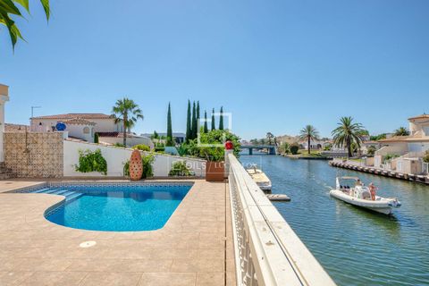 Villa i Empuriabrava, Gerona, Empuriabrava - € 995.000 | Ref: CBR70380 - foto 6