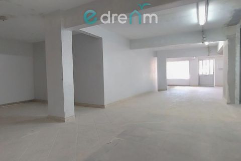 Erhvervsejendom i Setubal, Setubal, Setubal - € 89.000 | Ref: Espaço Armazem_Liceu - foto 6