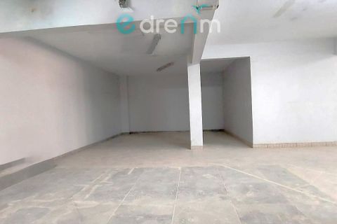 Erhvervsejendom i Setubal, Setubal, Setubal - € 89.000 | Ref: Espaço Armazem_Liceu - foto 24