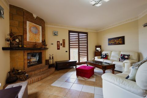 Villa i Calascibetta, Enna, Calascibetta - € 630.000 | Ref: V003250 - foto 12