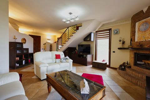 Villa i Calascibetta, Enna, Calascibetta - € 630.000 | Ref: V003250 - foto 13