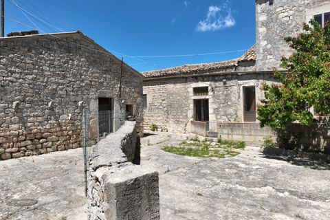 Villa i Modica, Ragusa, Modica - € 370.000 | Ref: L 2191 - foto 47